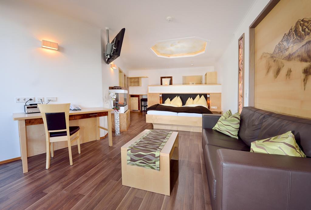 Hotel Gartnerkofel Sonnenalpe Nassfeld Ngoại thất bức ảnh